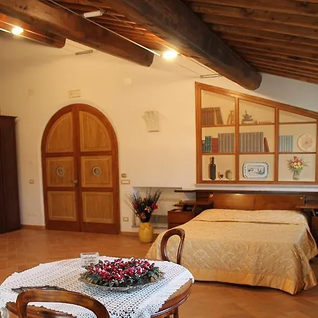 Farm stay Agriturismo Signorini Orciatico