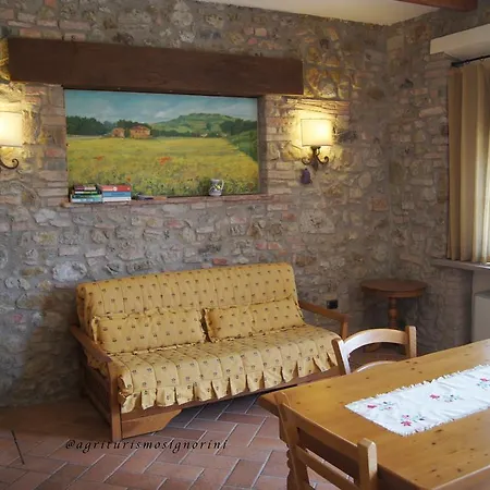 Agriturismo Signorini Farm stay *