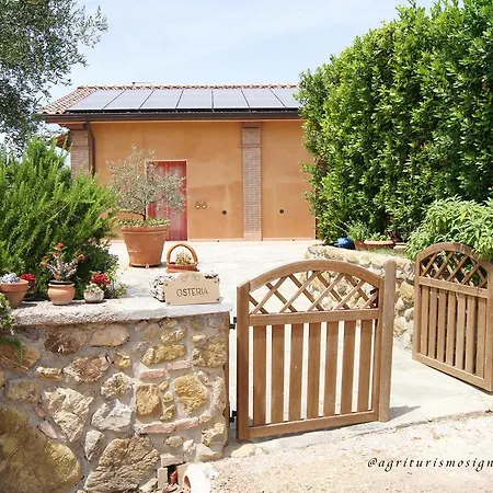 Agriturismo Signorini Farm stay *