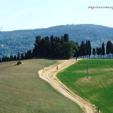 Agriturismo Signorini Farm stay *